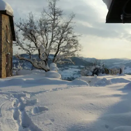 Nido D'ape Nocleg ze śniadaniem Montepetra